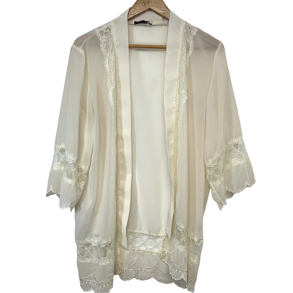 Blvd Kimono Topper Medum Lace Scallop Embroidery Trim Dainty Feminine Boho Fairy